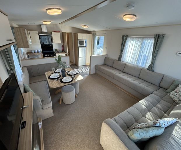 Property photo 2 of 9 2