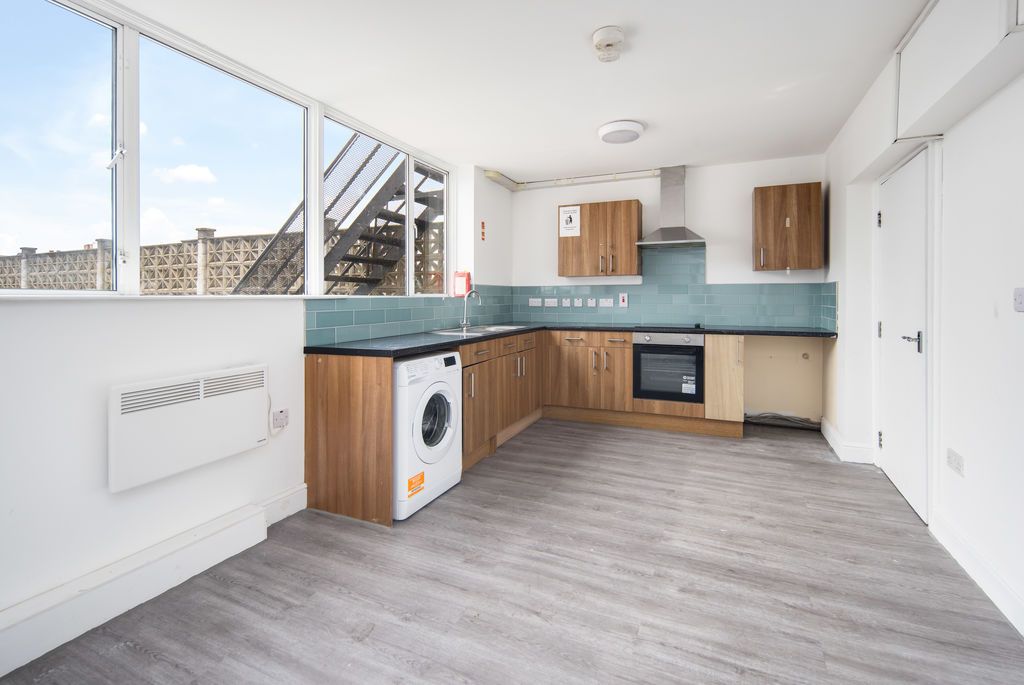 Property photo 2 of 20 Photo 13