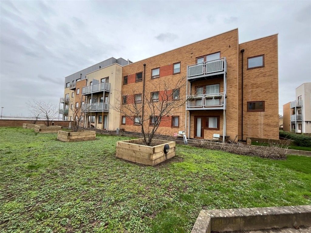 Property photo 3 of 14