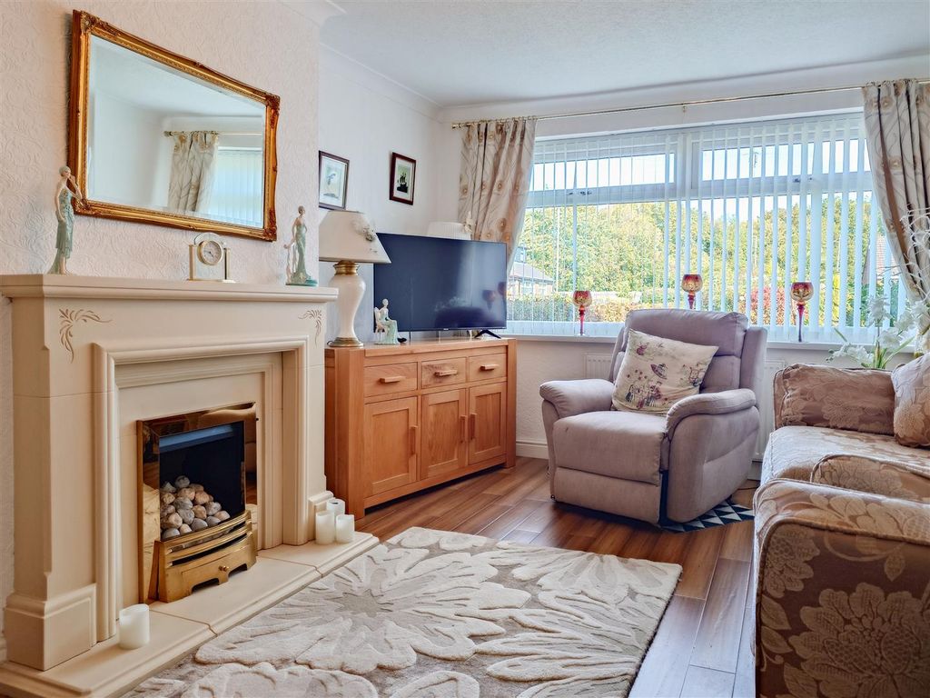 Property photo 2 of 11 20250925_160250.Jpg