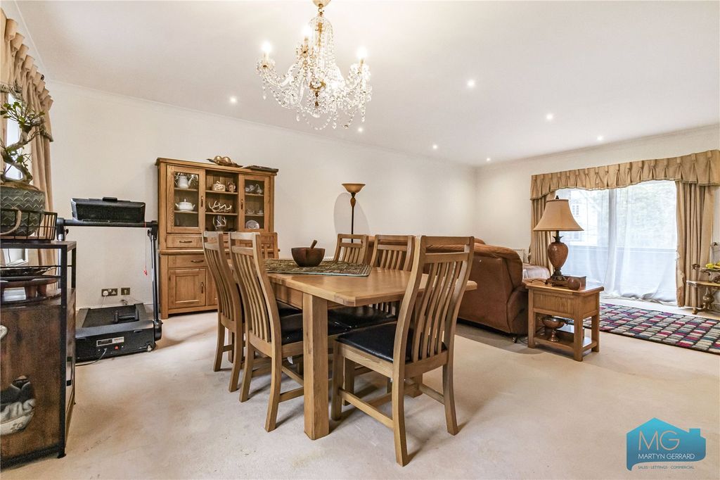 Property photo 3 of 20 Picture No. 13