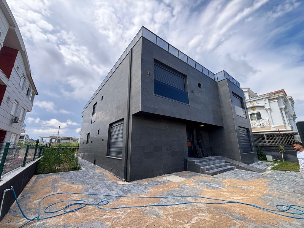 Property photo 2 of 21 Opulent Antalya Property For Sale - Modern Design Architecture