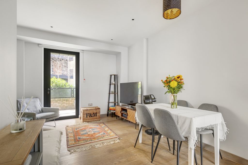 Property photo 2 of 13 Photo 9