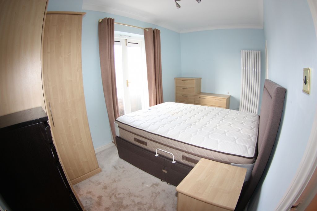 Property photo 2 of 17 Gallery