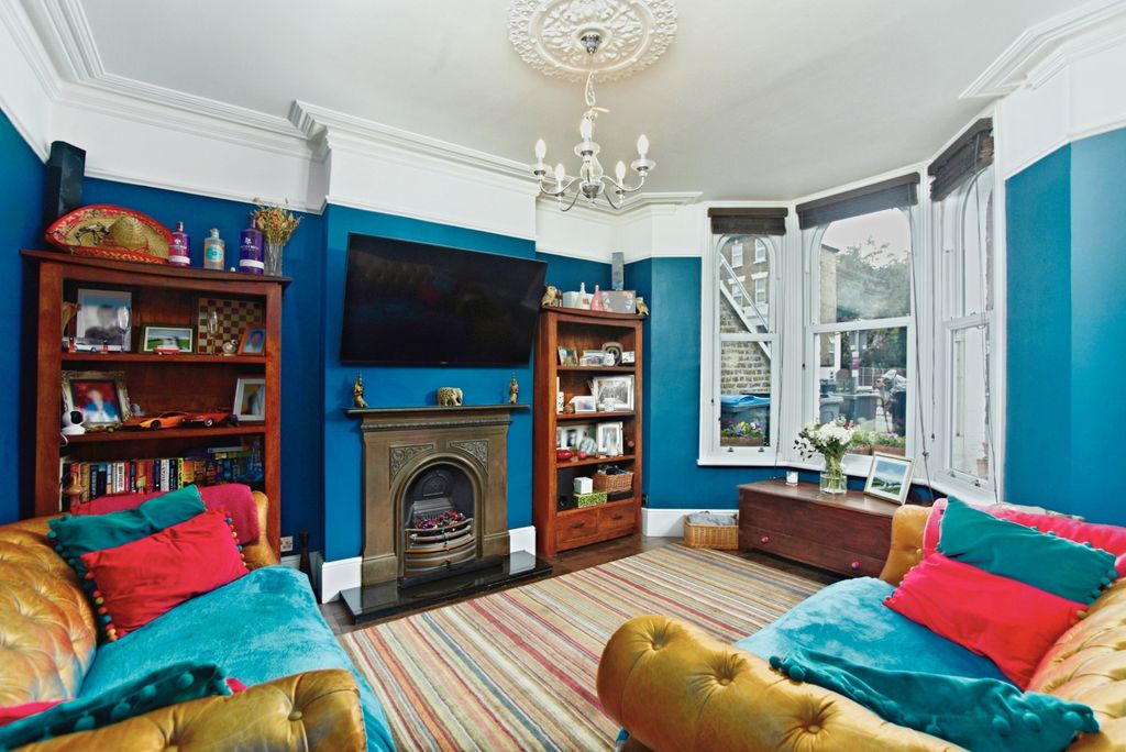 Property photo 2 of 20 Reception Room