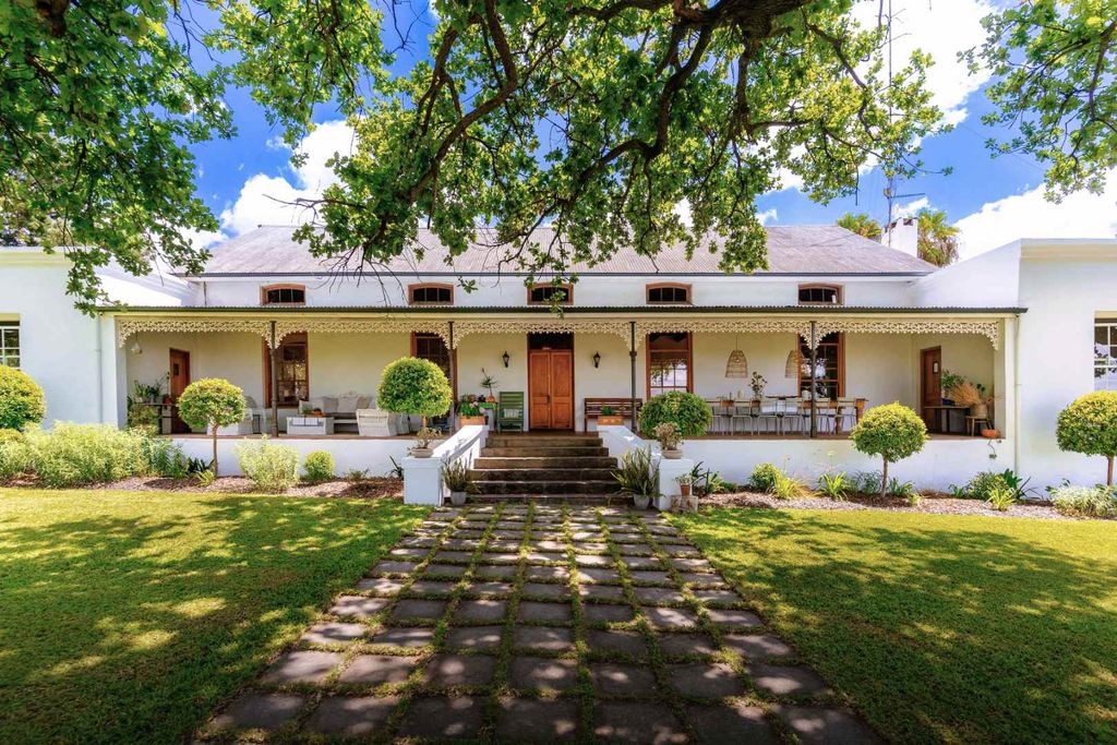 Property photo 1 of 47