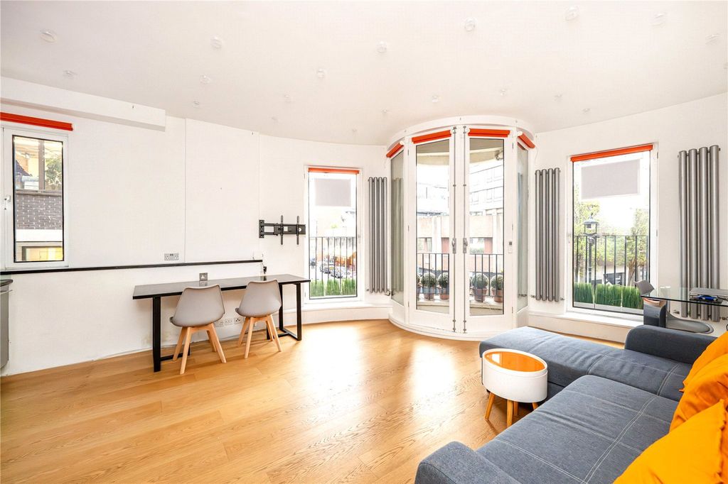 Property photo 3 of 16 Picture No. 29