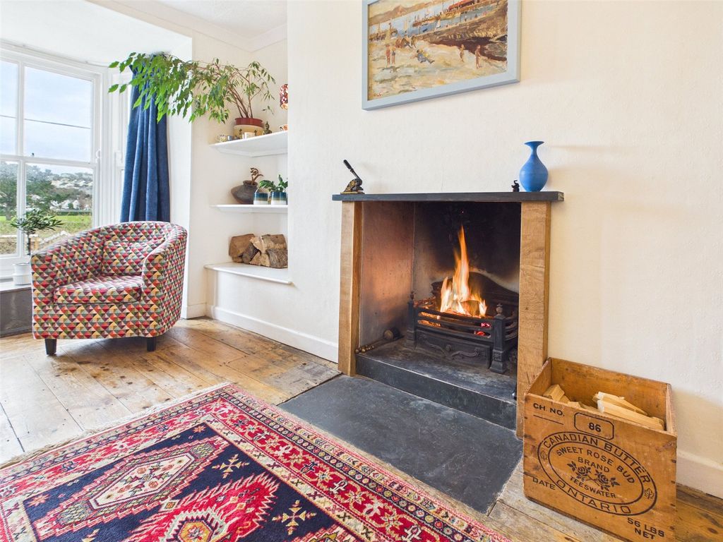 Property photo 3 of 24 Picture No. 25