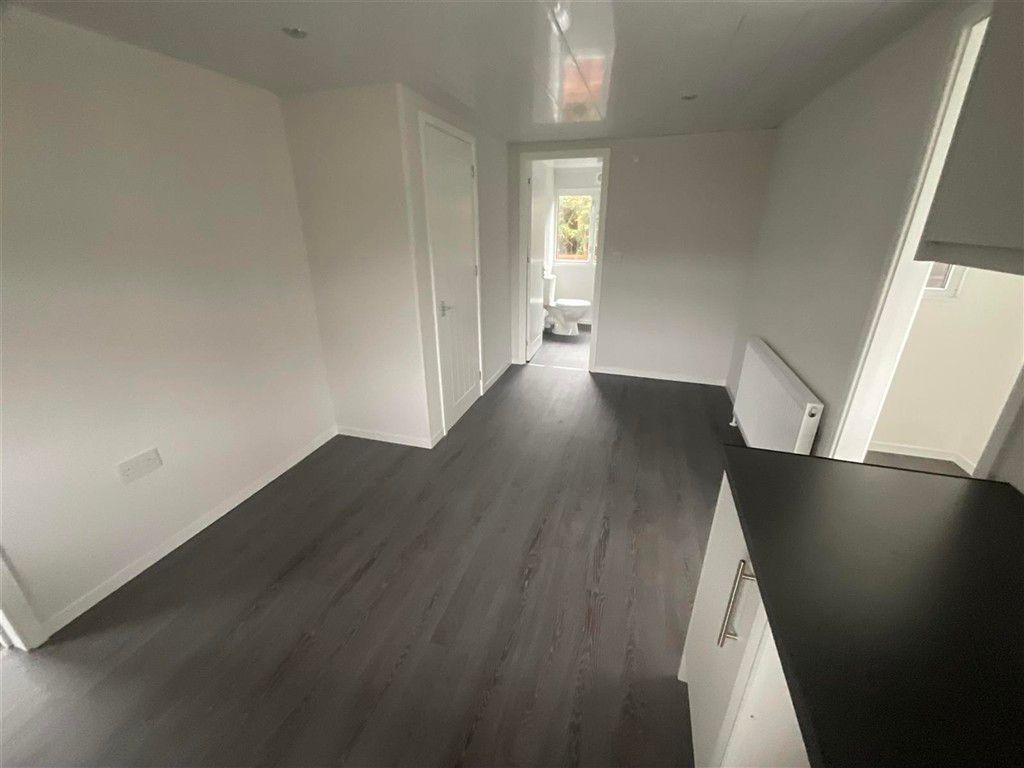 Property photo 1 of 4 Dining Area