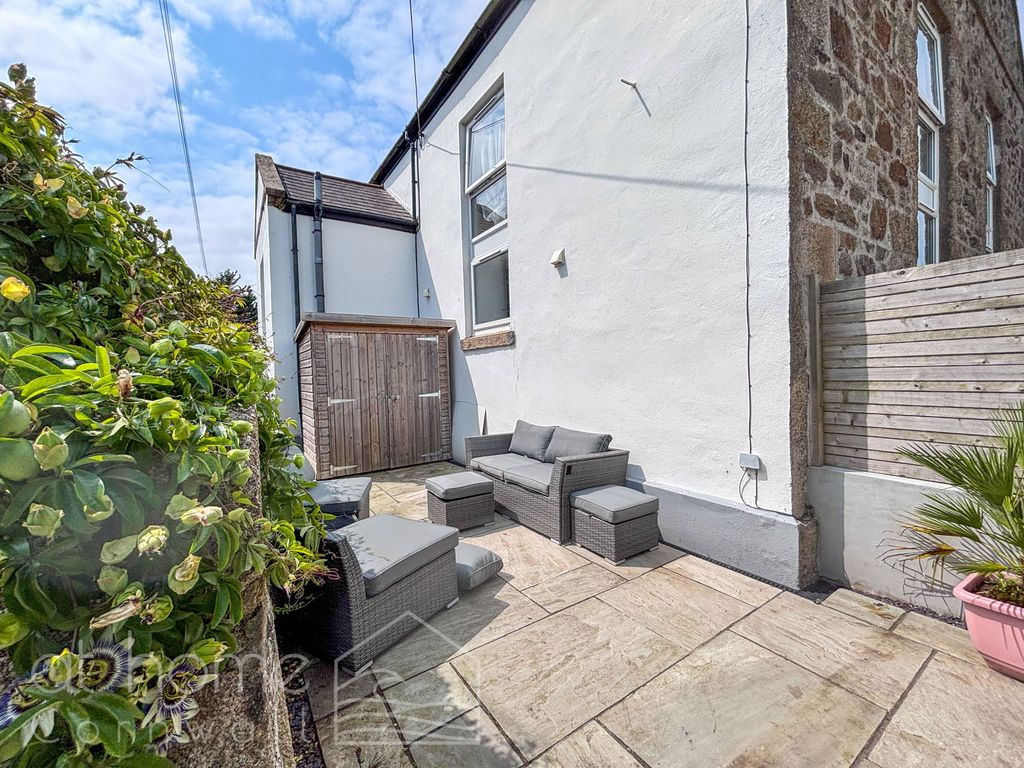 Property photo 2 of 65