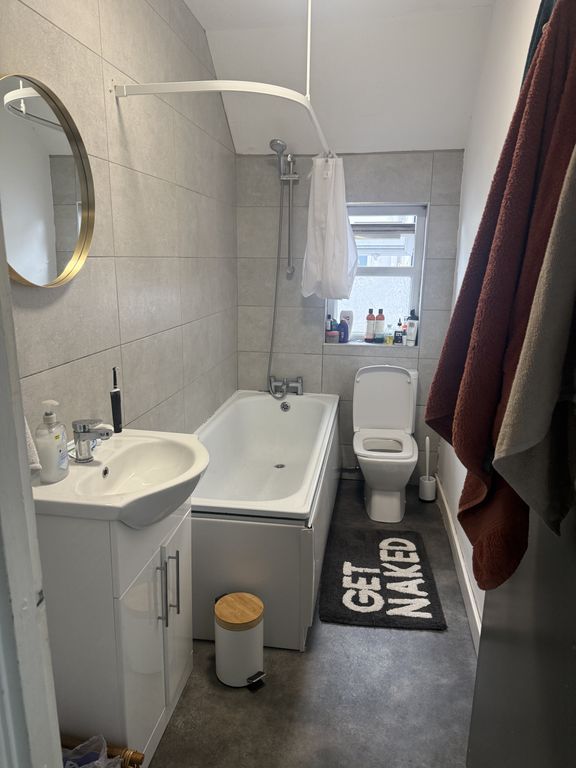 Property photo 1 of 4