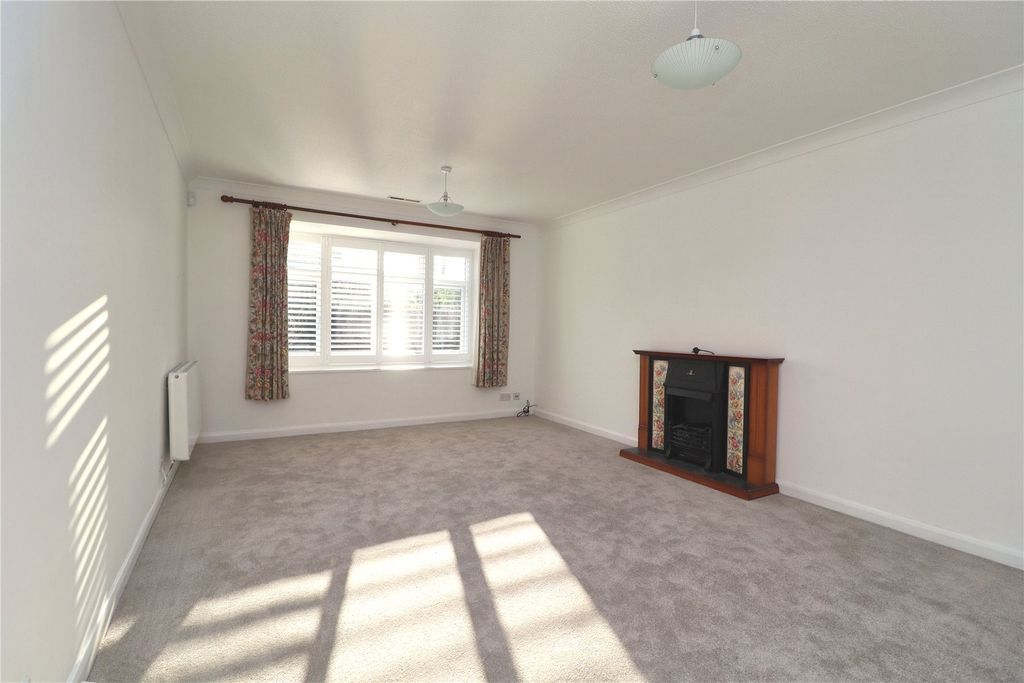 Property photo 2 of 12 Picture No. 25