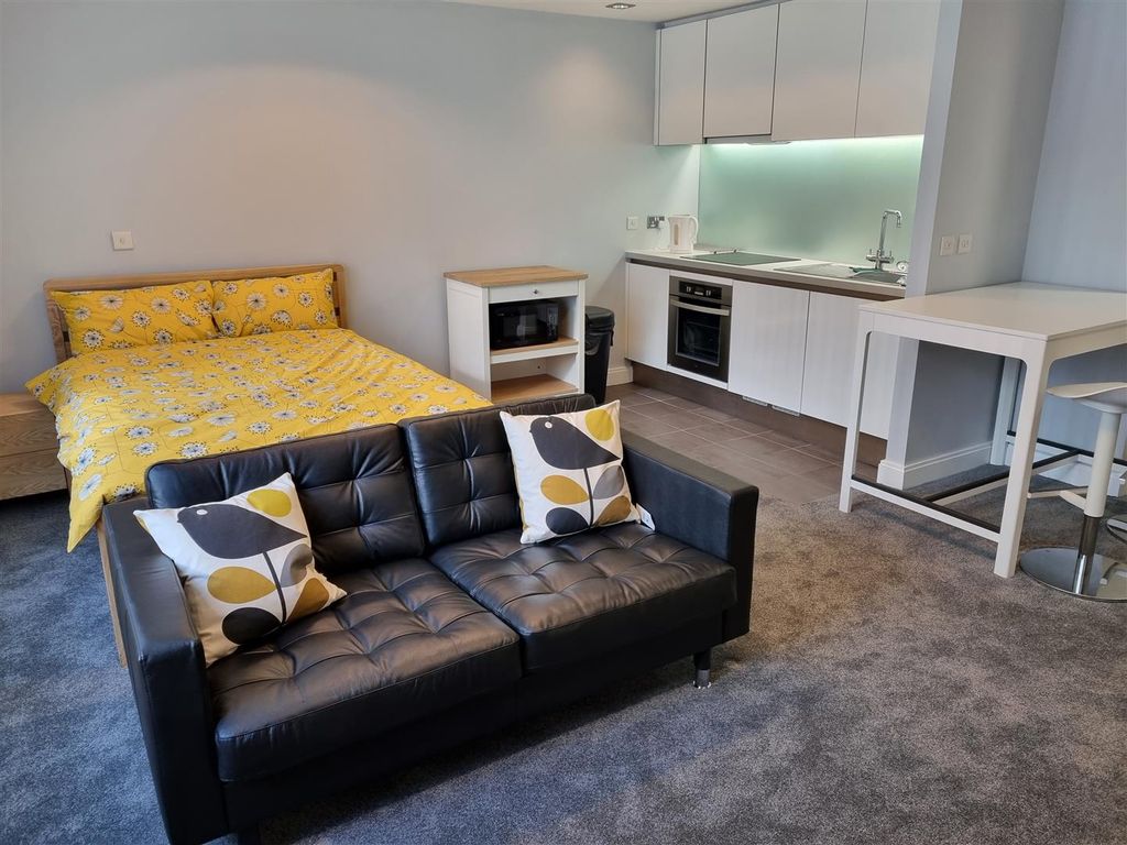 Property photo 1 of 12 1000001530.Jpg