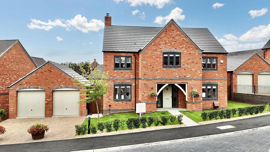 Property photo 1 of 36