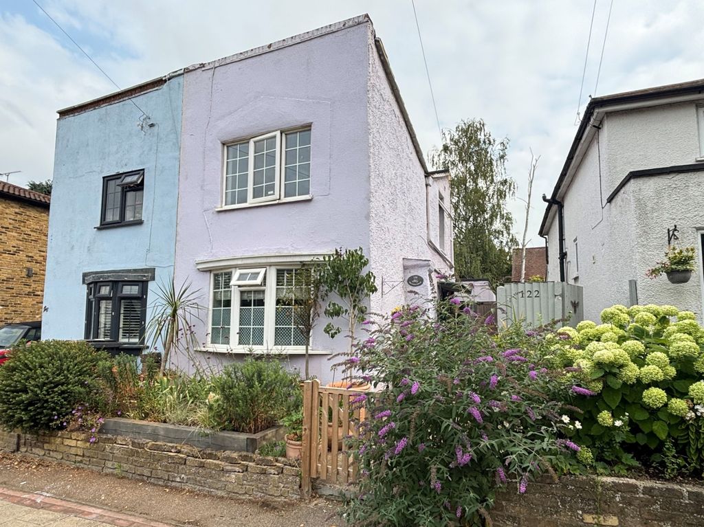 Property photo 1 of 6 Photo 3