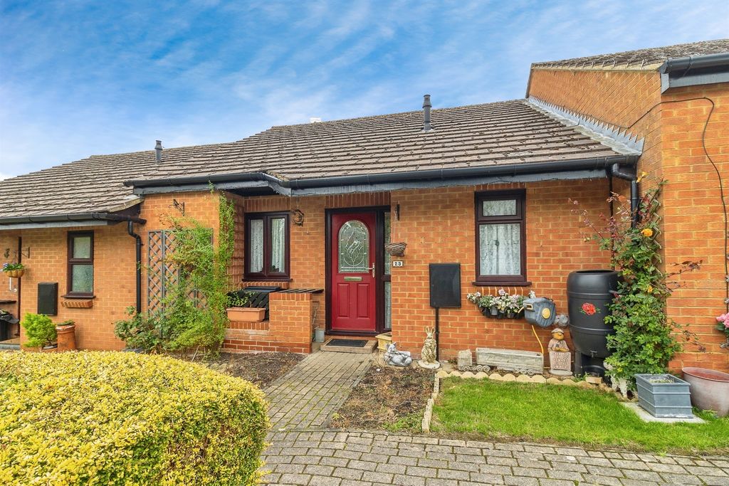Property photo 1 of 17