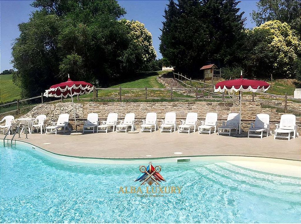 Property photo 1 of 45