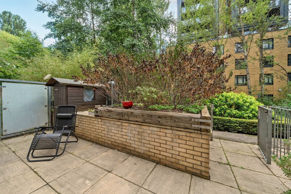 Property photo 2 of 13 Picture No. 05