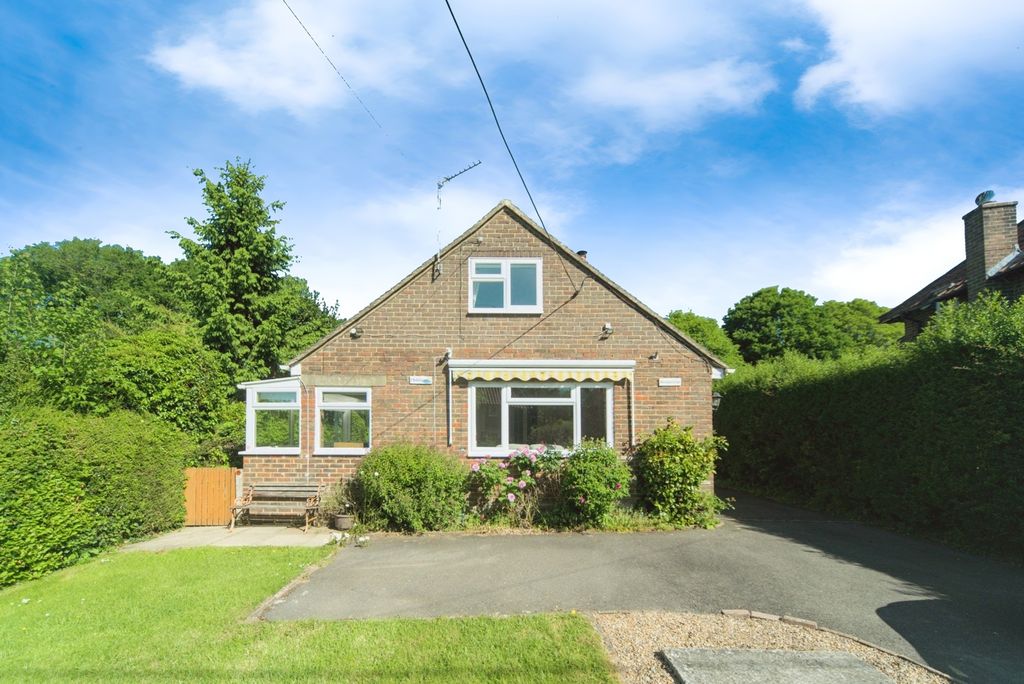 Property photo 2 of 17 Photo