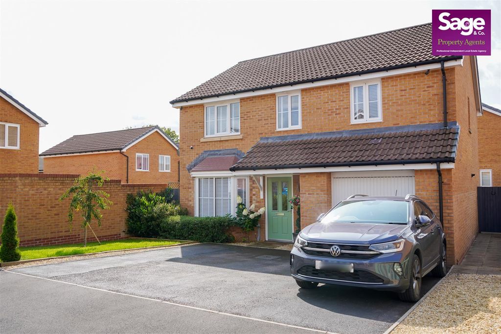 Property photo 1 of 18 83 Cwrt Celyn -01 (1).Jpeg