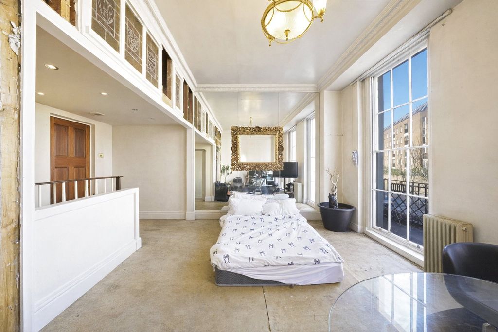 Property photo 1 of 10 Picture No. 14