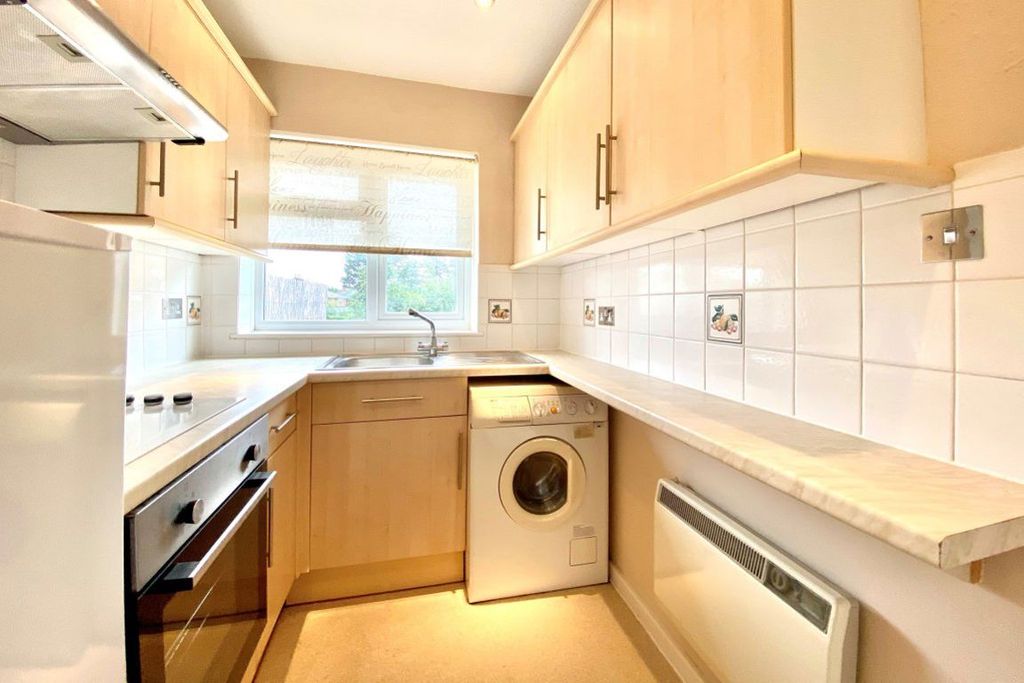 Property photo 3 of 7