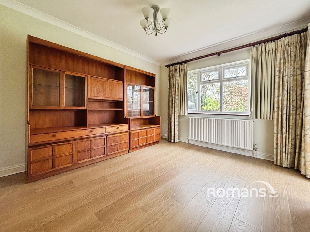 Property photo 3 of 15 Pbox-Img.Jpeg