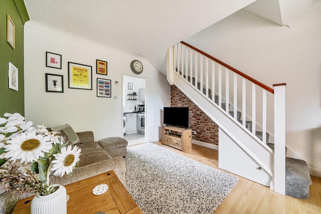 Property photo 2 of 14 Bedroom