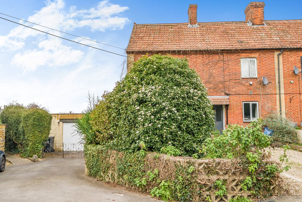 Property photo 1 of 24