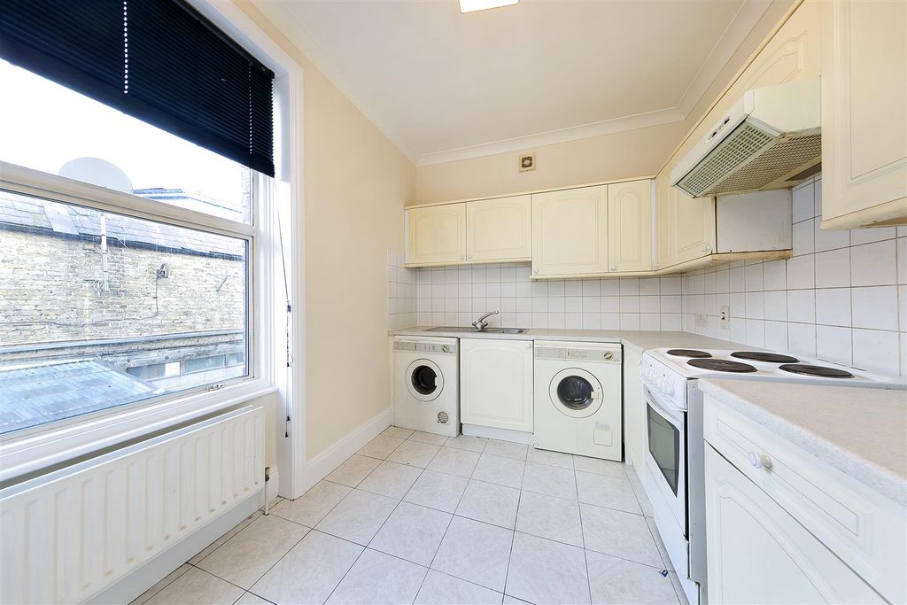 Property photo 2 of 5 Heath Road-02.Jpg