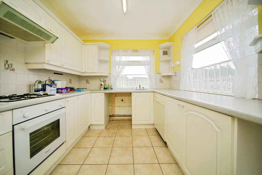 Property photo 2 of 17 Pbox-Img.Jpg