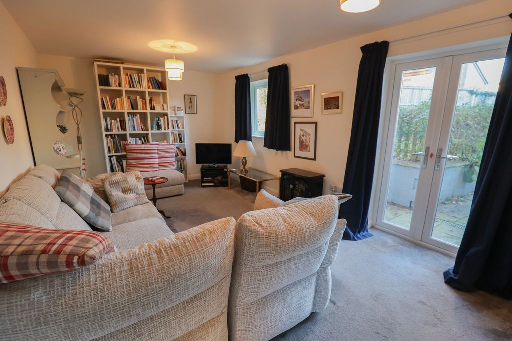 Property photo 2 of 15