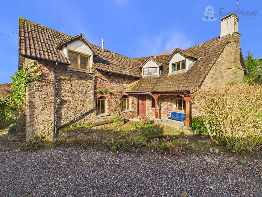 Property photo 1 of 23 Ewemove Tiverton - Front Image