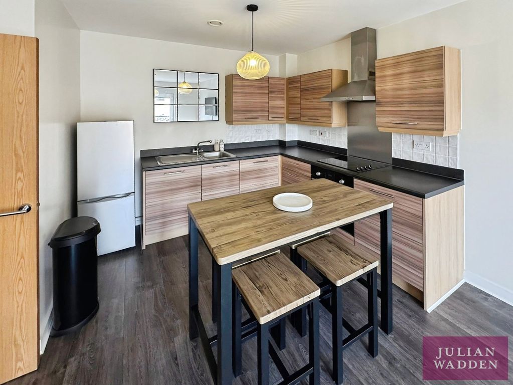 Property photo 3 of 14 Picture 3