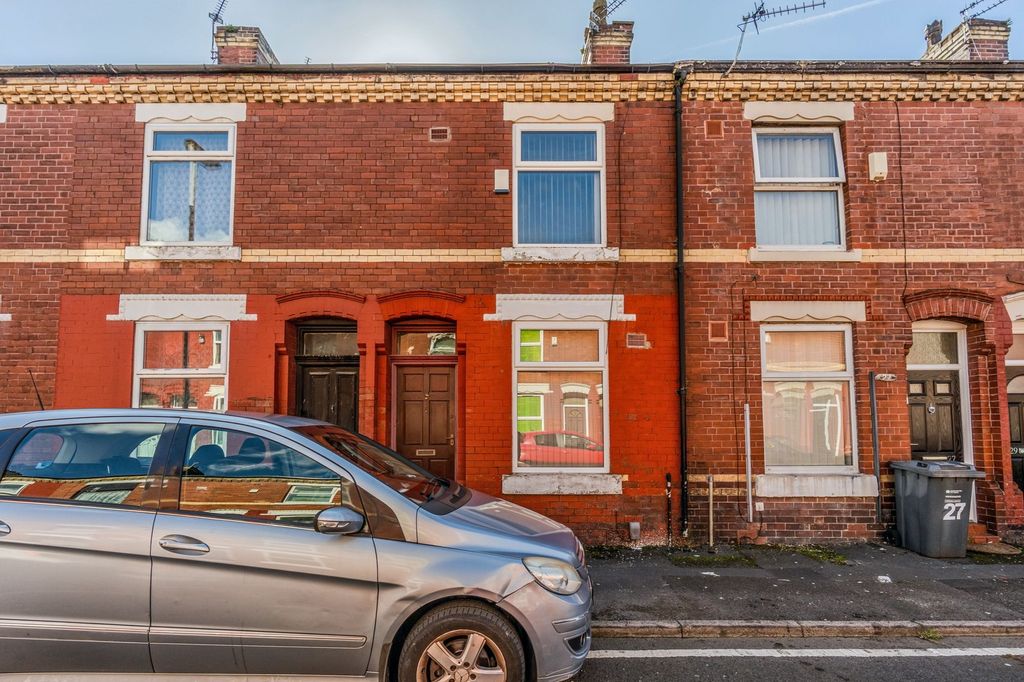 Property photo 1 of 20