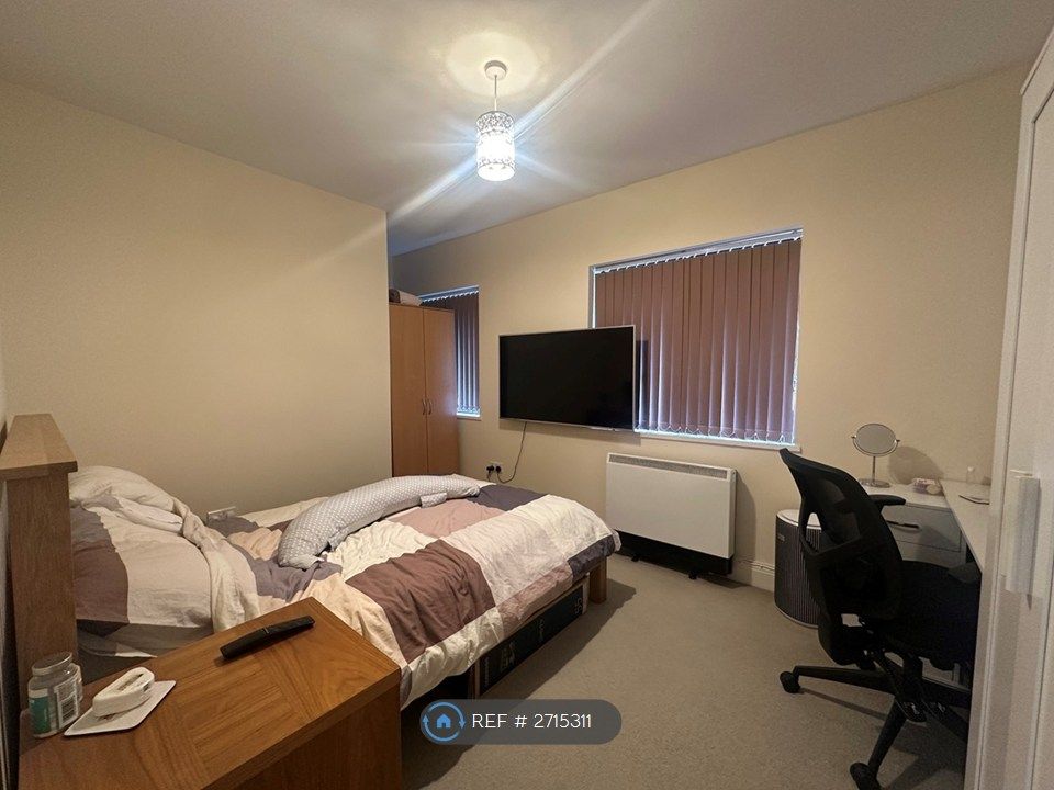 Property photo 3 of 4