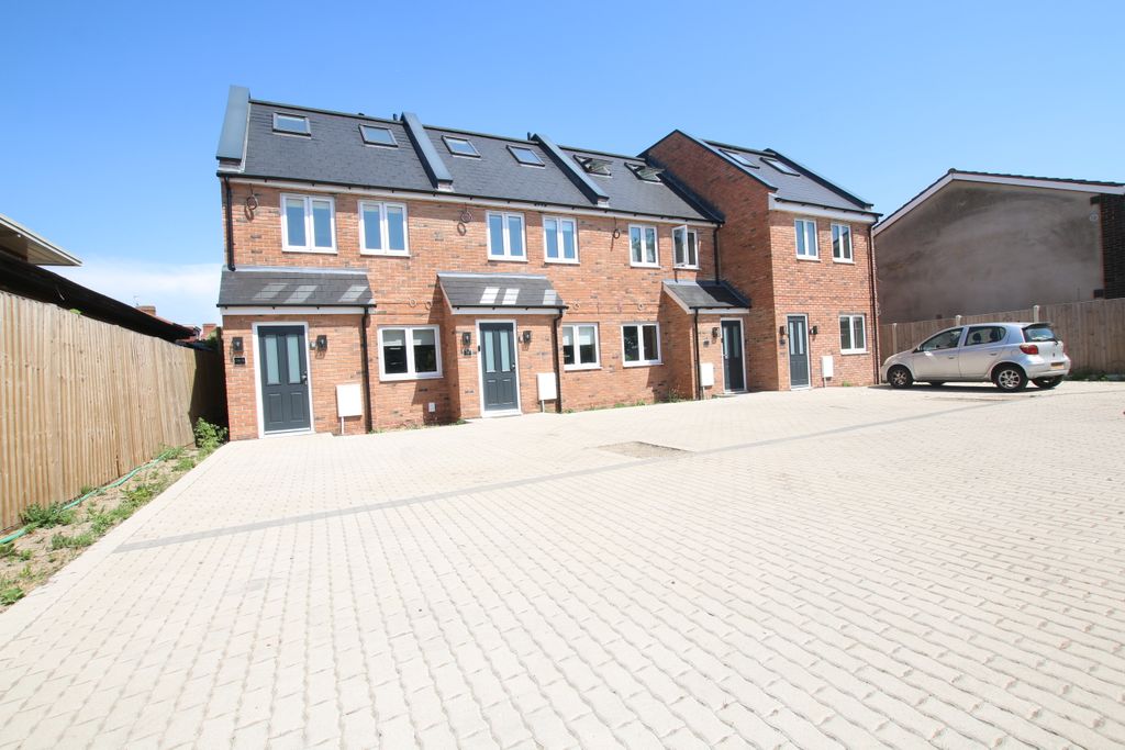 Property photo 1 of 14 Img_1148