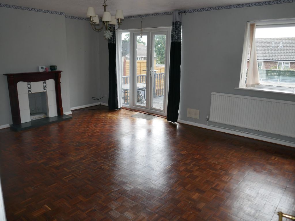 Property photo 2 of 7