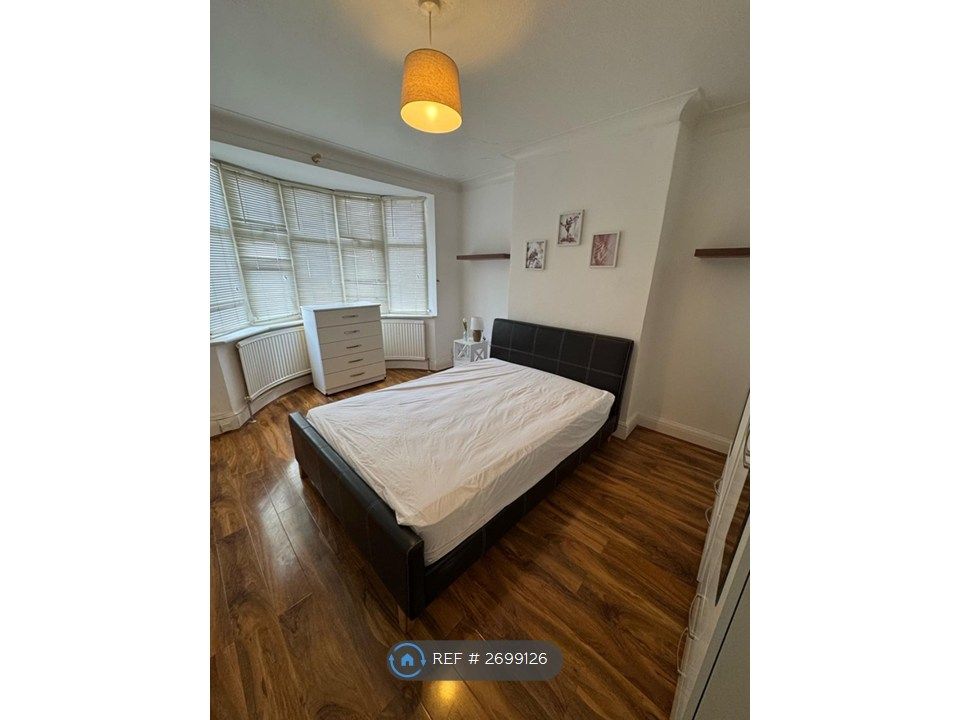 Property photo 2 of 3