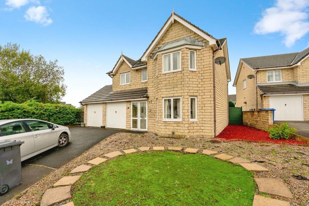 Property photo 2 of 17 Photo