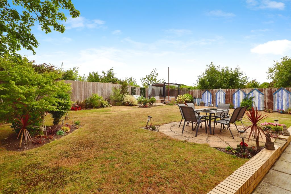 Property photo 3 of 35