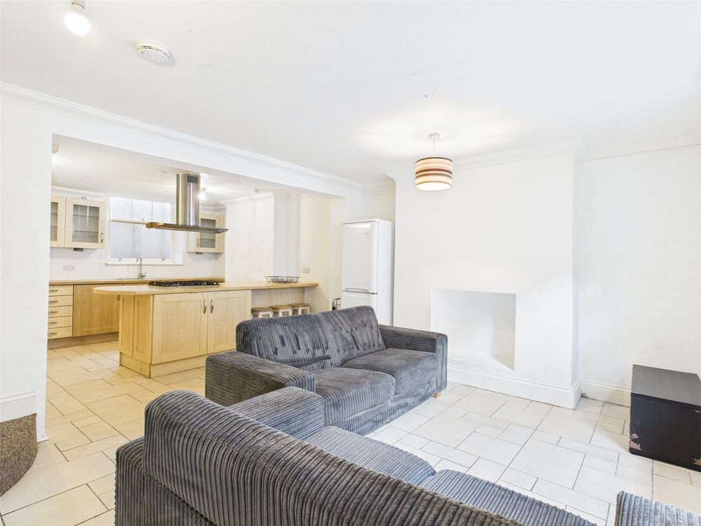 Property photo 2 of 23 Picture No. 55