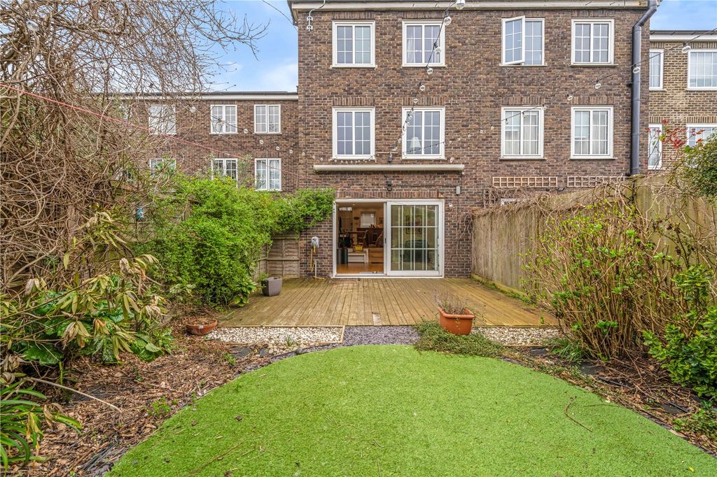 Property photo 2 of 10 Picture No. 21