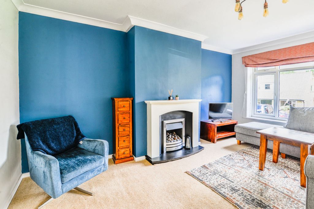 Property photo 3 of 18 Pilounge