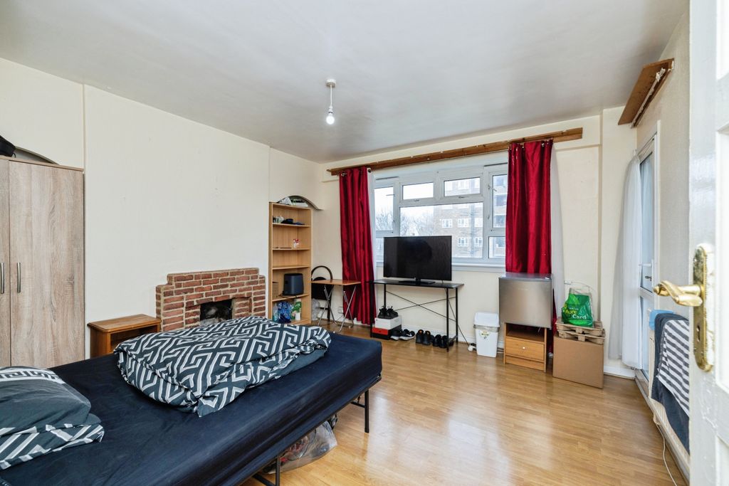 Property photo 2 of 11 Bfk_3916