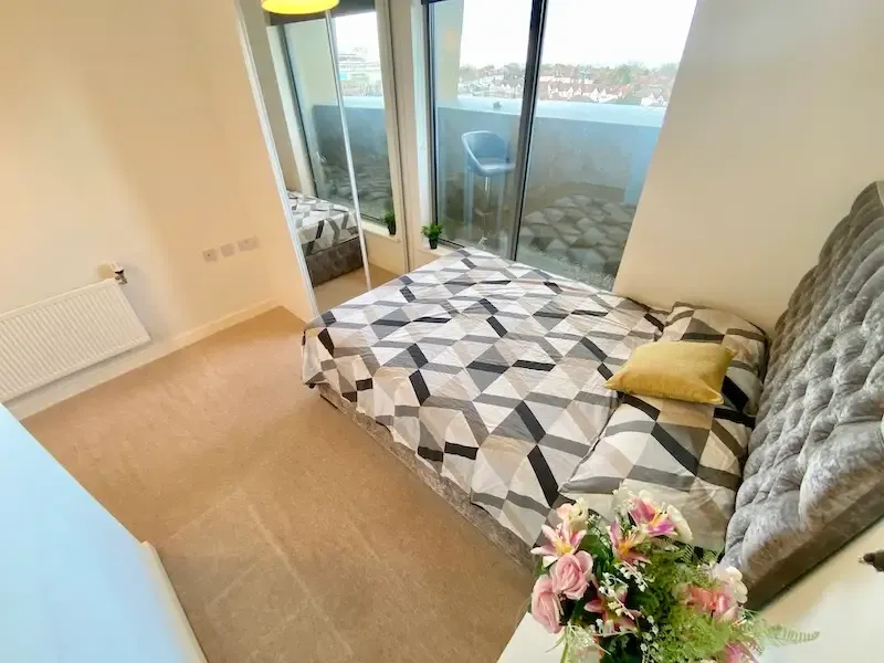 Property photo 2 of 6