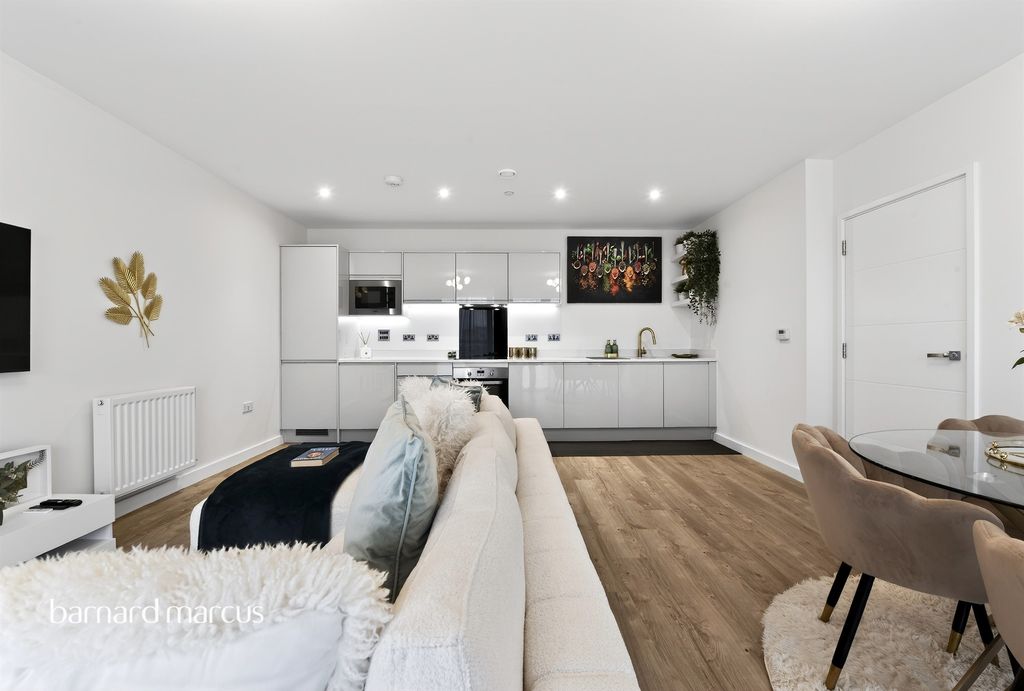 Property photo 2 of 12