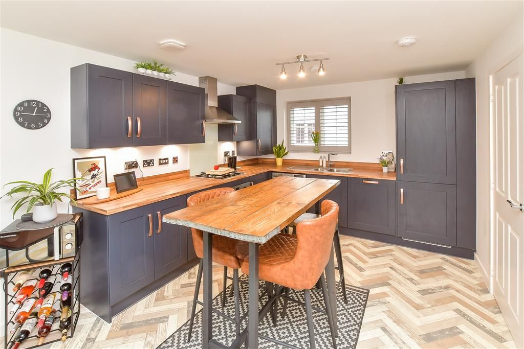 Property photo 2 of 4 Kitchen/Diner