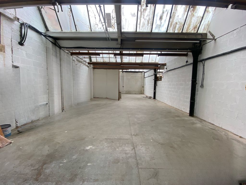 Property photo 1 of 3 66C9640E-1405-4023-9CE0-B17C5Db56D3A