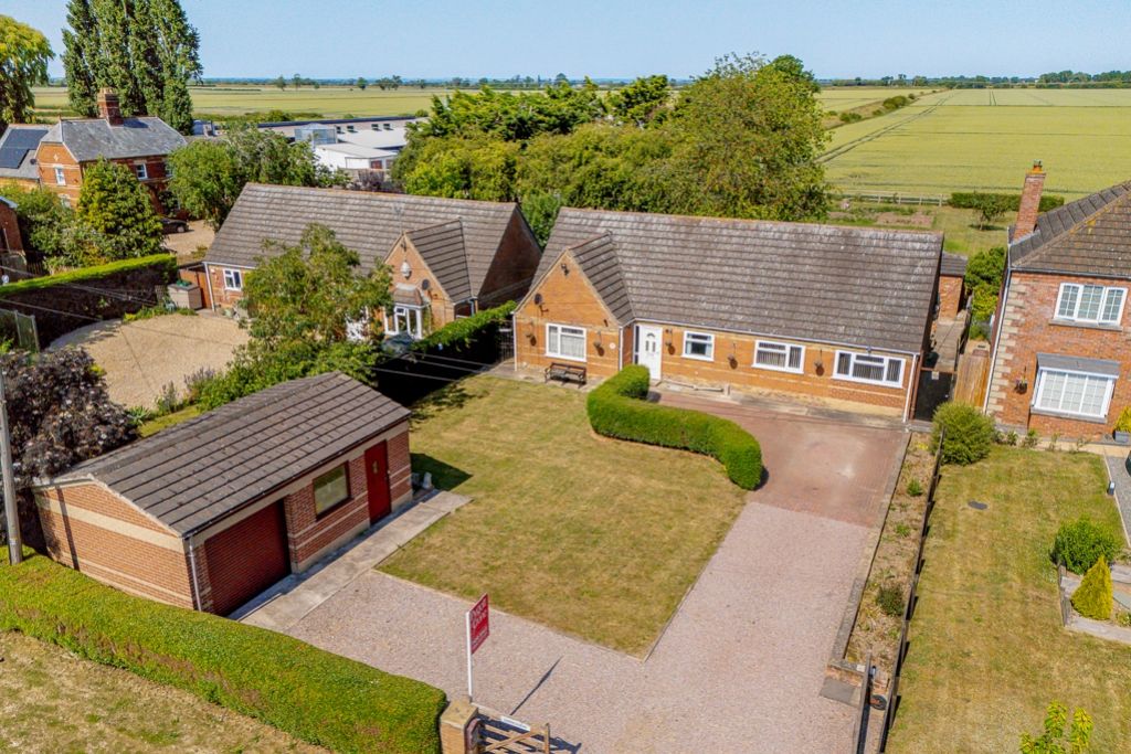 Property photo 1 of 29 Longview (Holland Fen)-2
